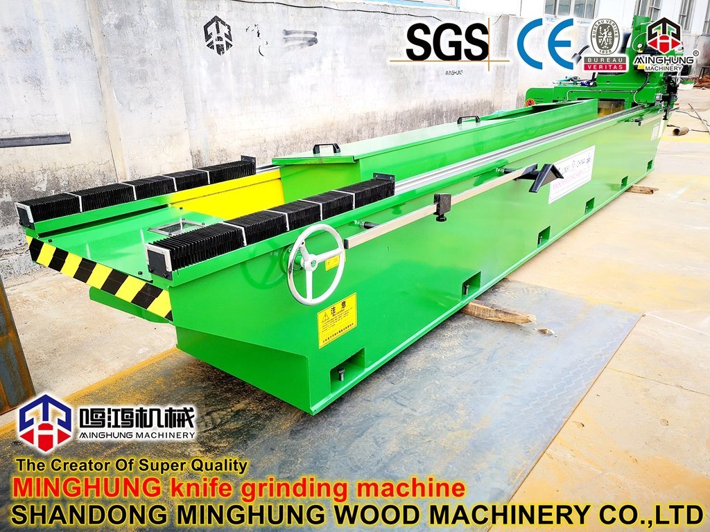 Machine for Sharpening Blades in Wood Veneer Factory