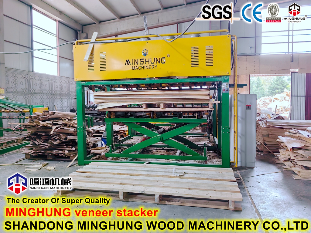Veneer stacker for plywood