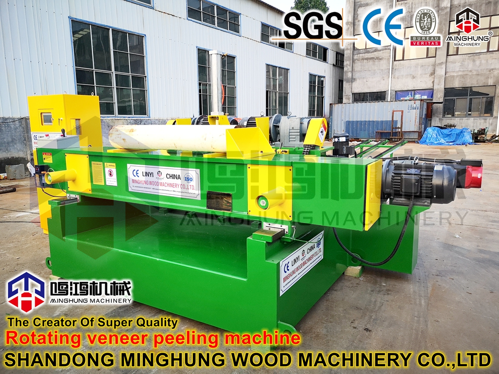 Spindleless rolling mill lathe for rotary cut veneer 