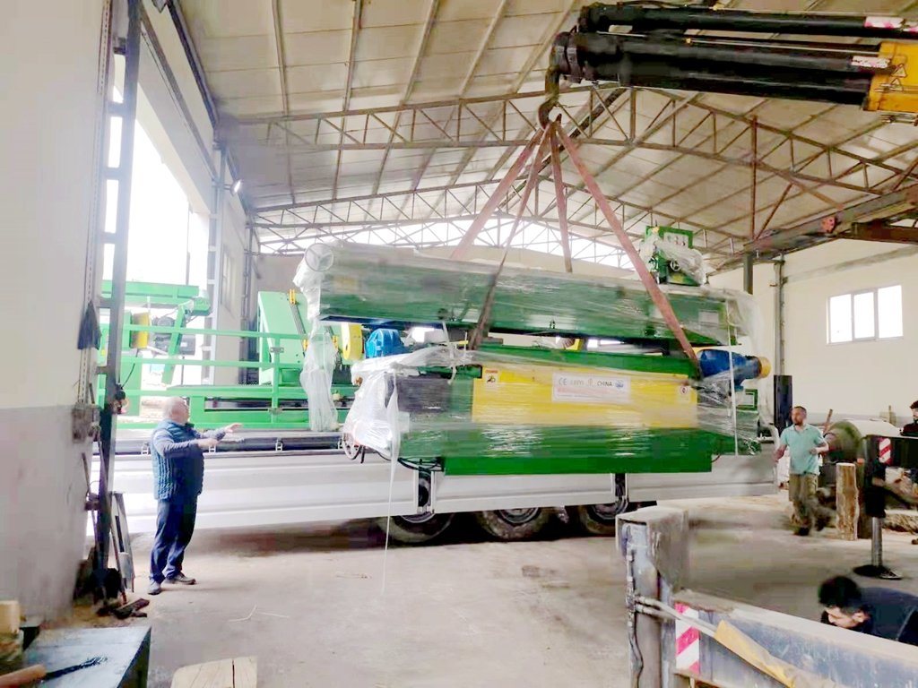 China 8feet Veneer Peeling Machine with Heavy Weight