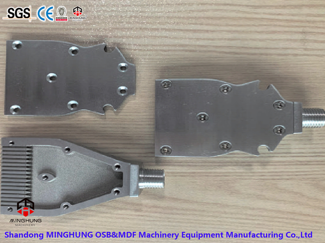 Mouthpiece For Chain Cleaning Mechanism