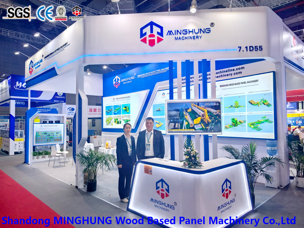 Attend the WMF exhibition (4)