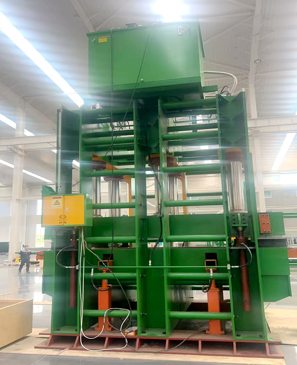 Plywood cold press (1)