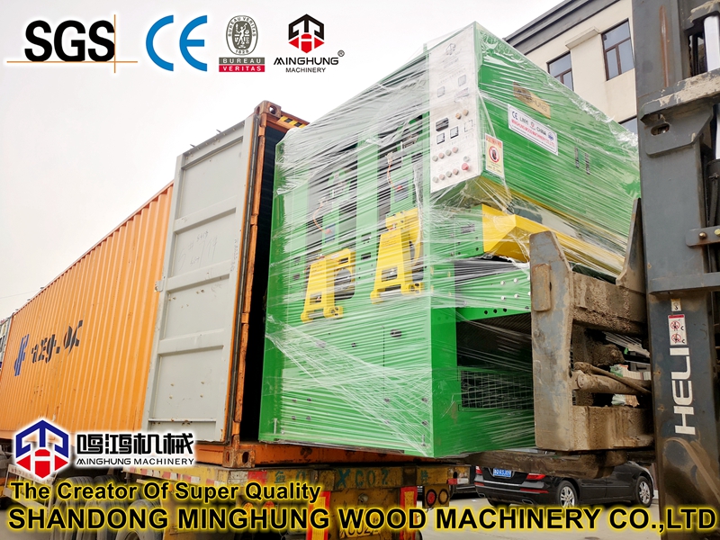 PLYWOOD DELIVERY_副本