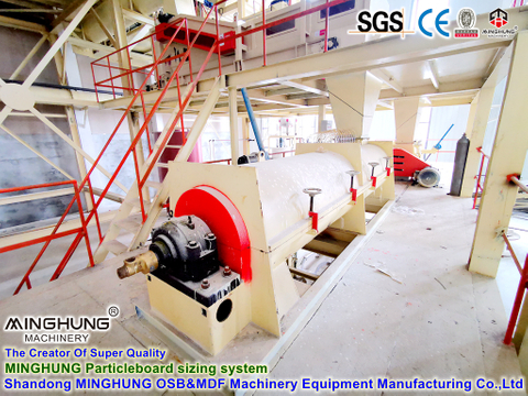 OSB (Oriented Strand Board) Gluing Making Machine