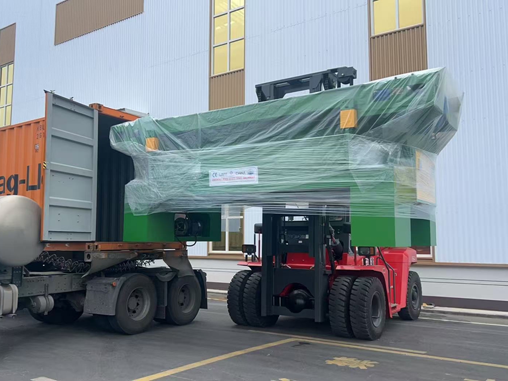 wood debarker delivery